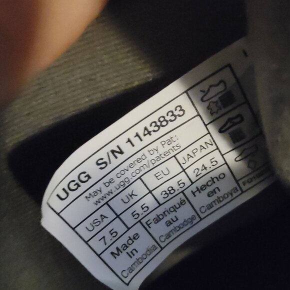 NEW UGG The UGG Lug Boots Womens 7.5 Moss Green Outdoors Rugged Chunky Grunge - Picture 9 of 9